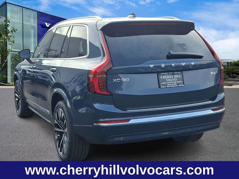 New 2026 Volvo XC90 B6 Plus image 3