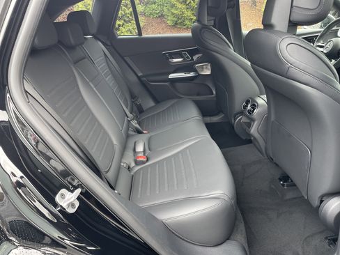 New 2026 Mercedes-Benz GLC 300 image 39