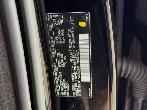 Used 2023 Volvo XC40 B5 Ultimate w/ Protection Package Premier AWD/4WD image 34