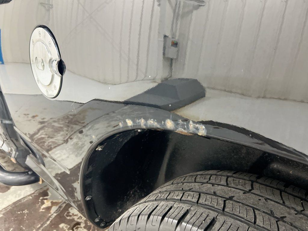 Used 2014 RAM 1500 Express RWD image 33