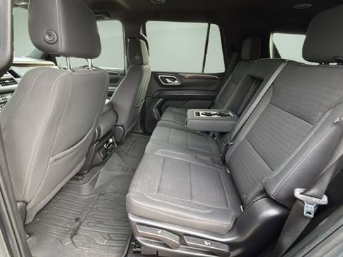 Used 2022 GMC Yukon SLE w/ Gmc Pro Safety Plus Package image 19