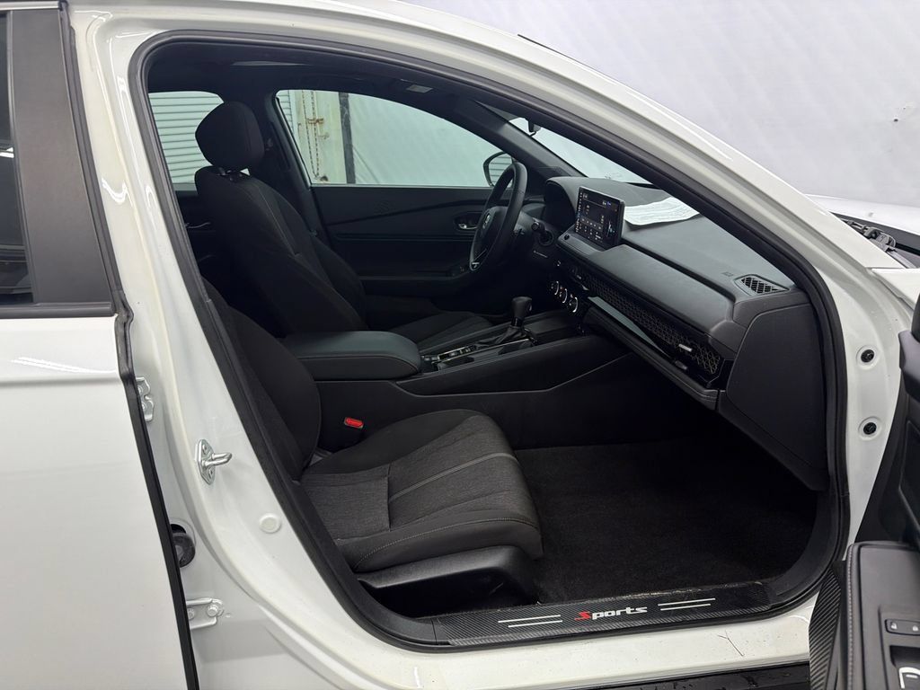 Used 2023 Honda Accord Sport image 14