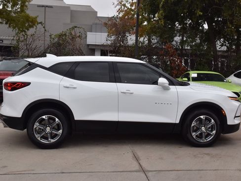 Used 2023 Chevrolet Blazer LT w/ Driver Confidence Package image 6