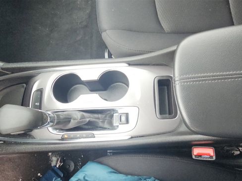 Used 2022 Chevrolet Malibu LT image 21