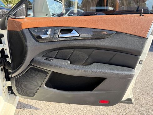 Used 2016 Mercedes-Benz CLS 550 image 16
