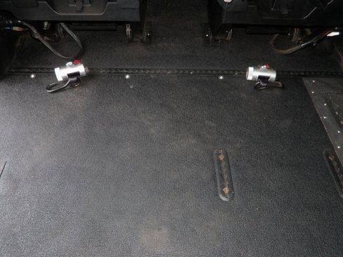 Used 2018 Chrysler Pacifica Limited w/ Tire & Wheel Group image 25