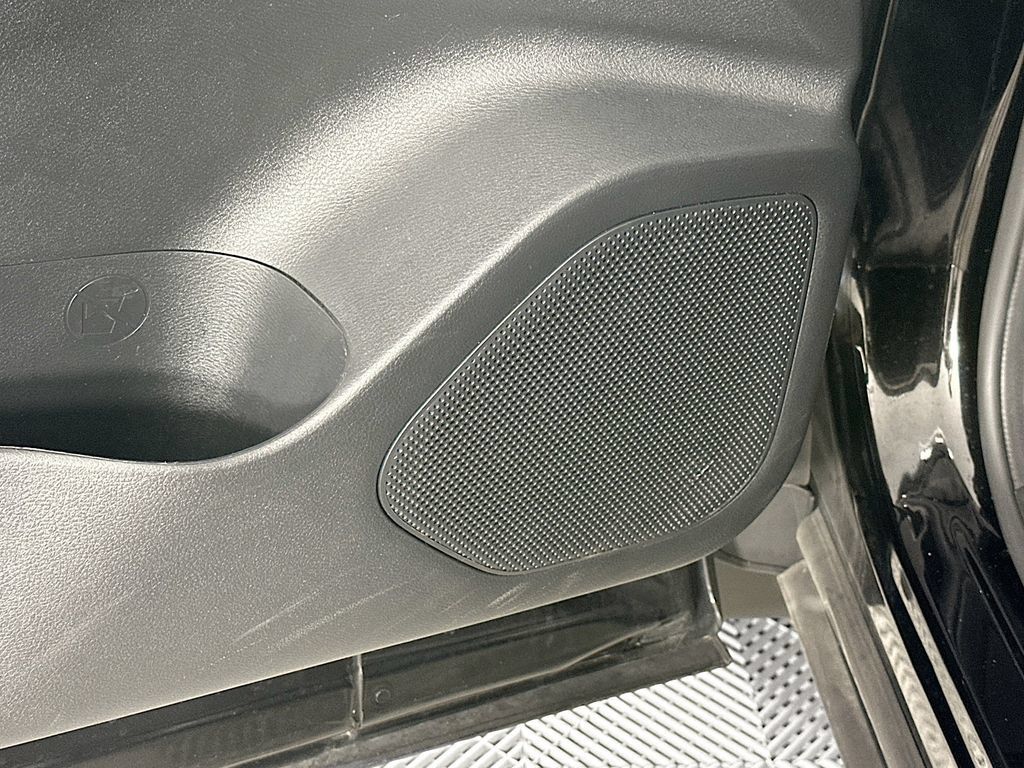 Certified 2023 Nissan Rogue SV AWD/4WD image 26