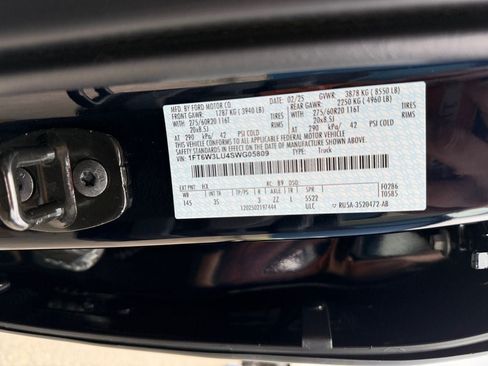 Used 2025 Ford F150 Lightning Flash AWD/4WD image 36