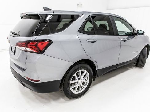 Used 2023 Chevrolet Equinox LS FWD image 8