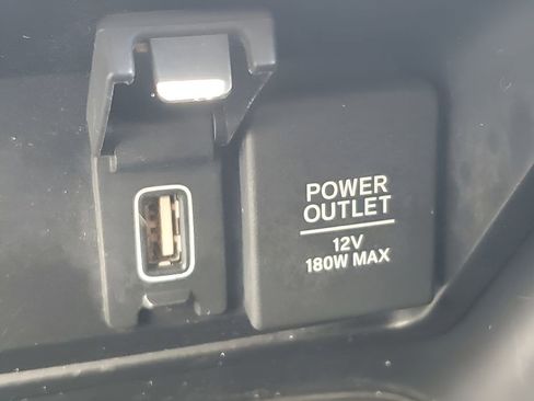 Used 2019 Honda CR-V LX image 30