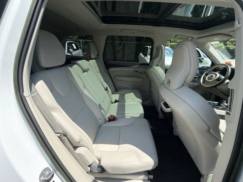 Used 2023 Volvo XC90 B5 Core w/ Protection Package Premier AWD/4WD image 21