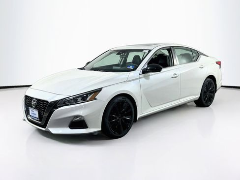 Used 2020 Nissan Altima 2.5 SR w/ Premium Package AWD/4WD image 1