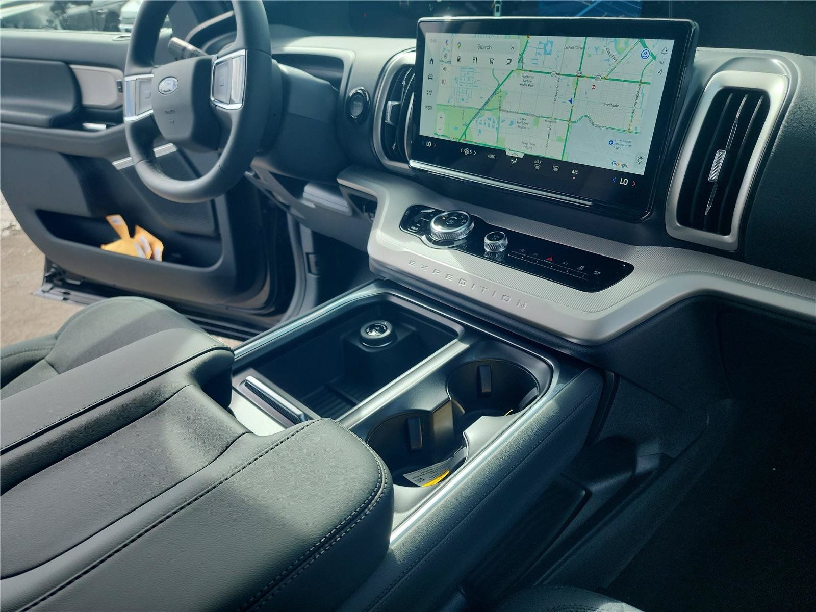 New 2027 Ford Expedition Active RWD image 30