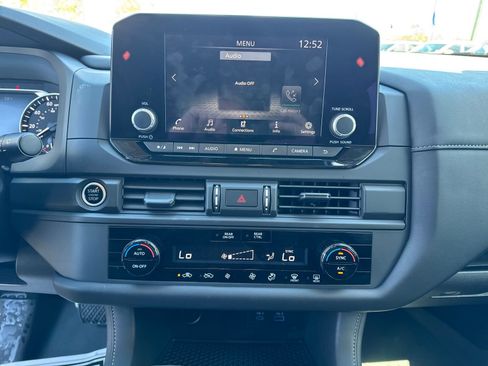 Certified 2024 Nissan Pathfinder S image 17