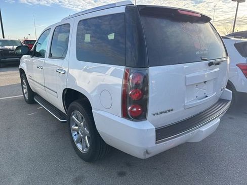 Used 2014 GMC Yukon Denali image 11