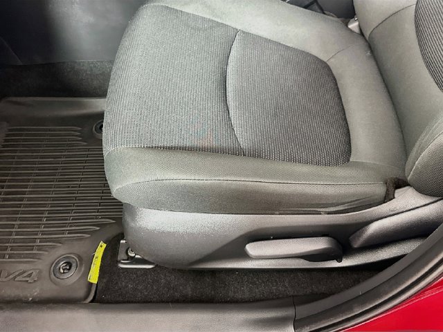 Certified 2024 Toyota RAV4 LE AWD/4WD image 24