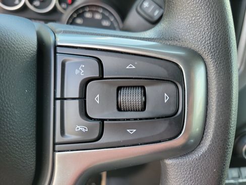 Used 2022 Chevrolet Silverado 1500 Custom Trail Boss w/ Safety Confidence Package image 14