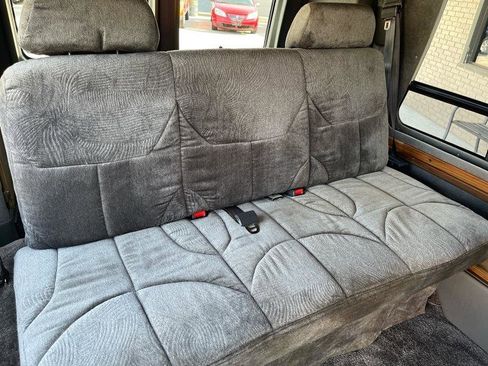 Used 2000 Dodge B1500 RWD image 40