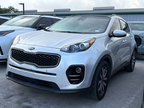 Used 2018 Kia Sportage EX w/ EX Technology Package FWD image 15