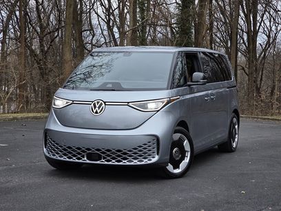 Used 2025 Volkswagen ID. Buzz Pro S