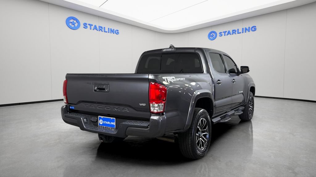 Used 2022 Toyota Tacoma TRD Sport w/ Technology Package RWD image 8