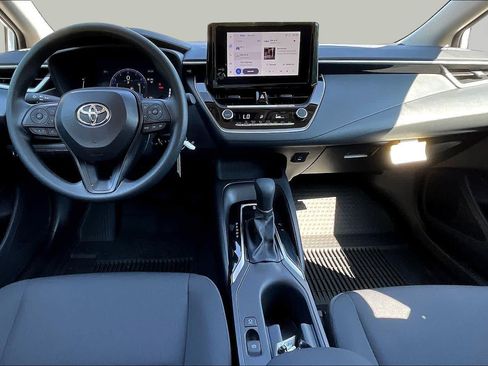 Used 2026 Toyota Corolla LE FWD image 15