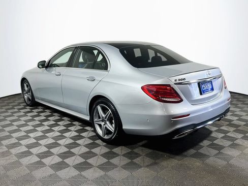 Used 2018 Mercedes-Benz E 300 4MATIC image 5