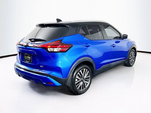 Used 2023 Nissan Kicks SV FWD image 9