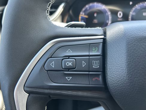 New 2026 Jeep Grand Cherokee L Laredo RWD image 40