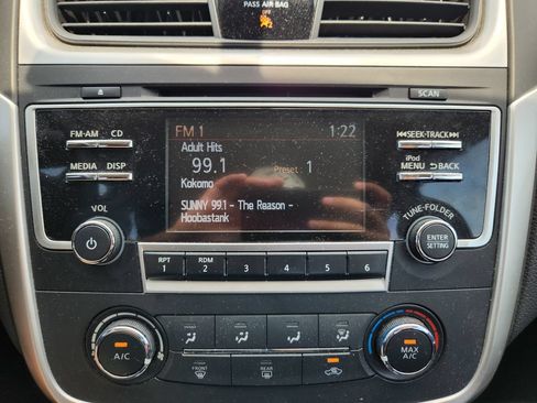 Used 2017 Nissan Altima 2.5 S w/ Power Driver Seat Package FWD image 17