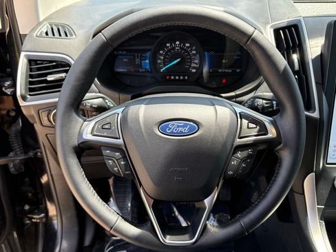 Certified 2024 Ford Edge SEL w/ Convenience Package AWD/4WD image 12