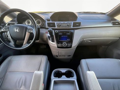 Used 2015 Honda Odyssey EX-L image 16
