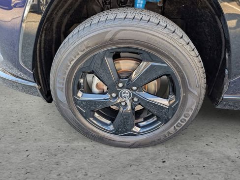 Used 2019 Toyota RAV4 XSE image 7