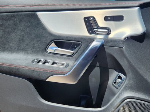 New 2025 Mercedes-Benz CLA 250 4MATIC image 7