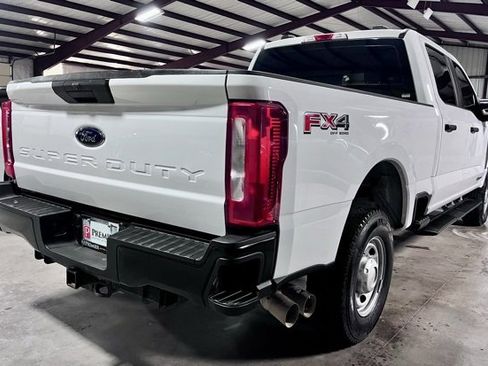 Used 2025 Ford F250 XL image 2
