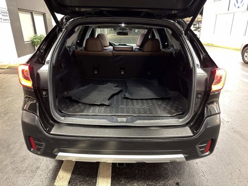Used 2020 Subaru Outback Touring XT image 11