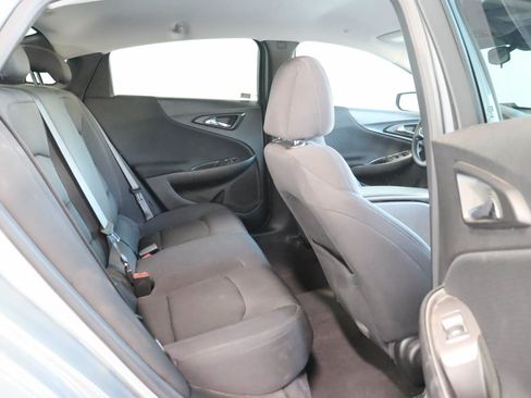 Used 2024 Chevrolet Malibu LS FWD image 17