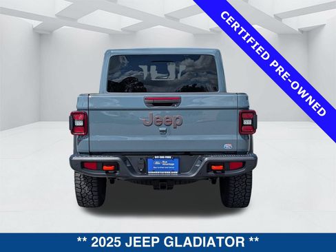 Used 2025 Jeep Gladiator Mojave w/ Safety Group AWD/4WD image 5