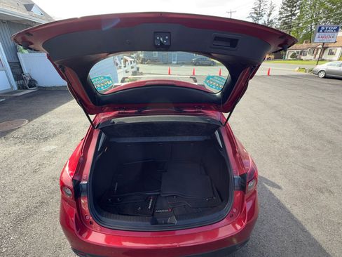 Used 2016 MAZDA MAZDA3 i Grand Touring FWD image 17