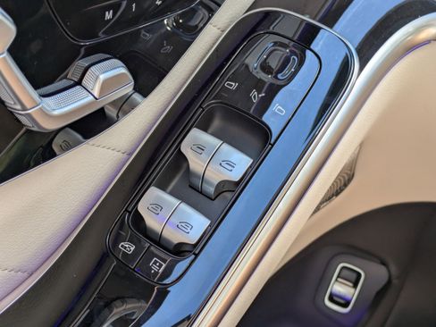 New 2026 Mercedes-Benz S 580e 4MATIC Sedan image 28