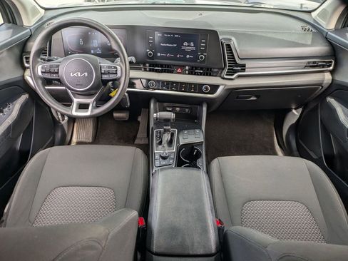 Used 2023 Kia Sportage LX AWD/4WD image 25