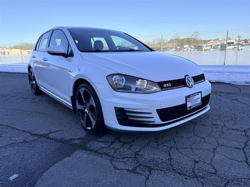Used 2016 Volkswagen GTI S image 3