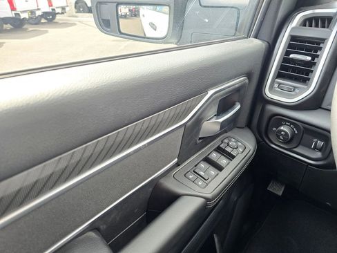 New 2026 RAM 3500 Big Horn AWD/4WD image 28