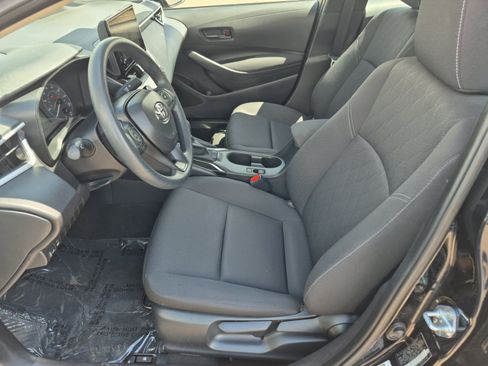 Certified 2025 Toyota Corolla LE FWD image 17