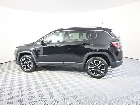Used 2022 Jeep Compass Limited AWD/4WD image 3