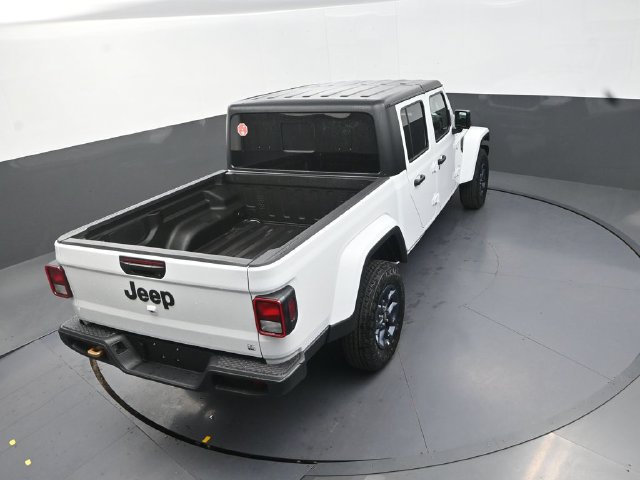 New 2026 Jeep Gladiator Sport AWD/4WD image 16