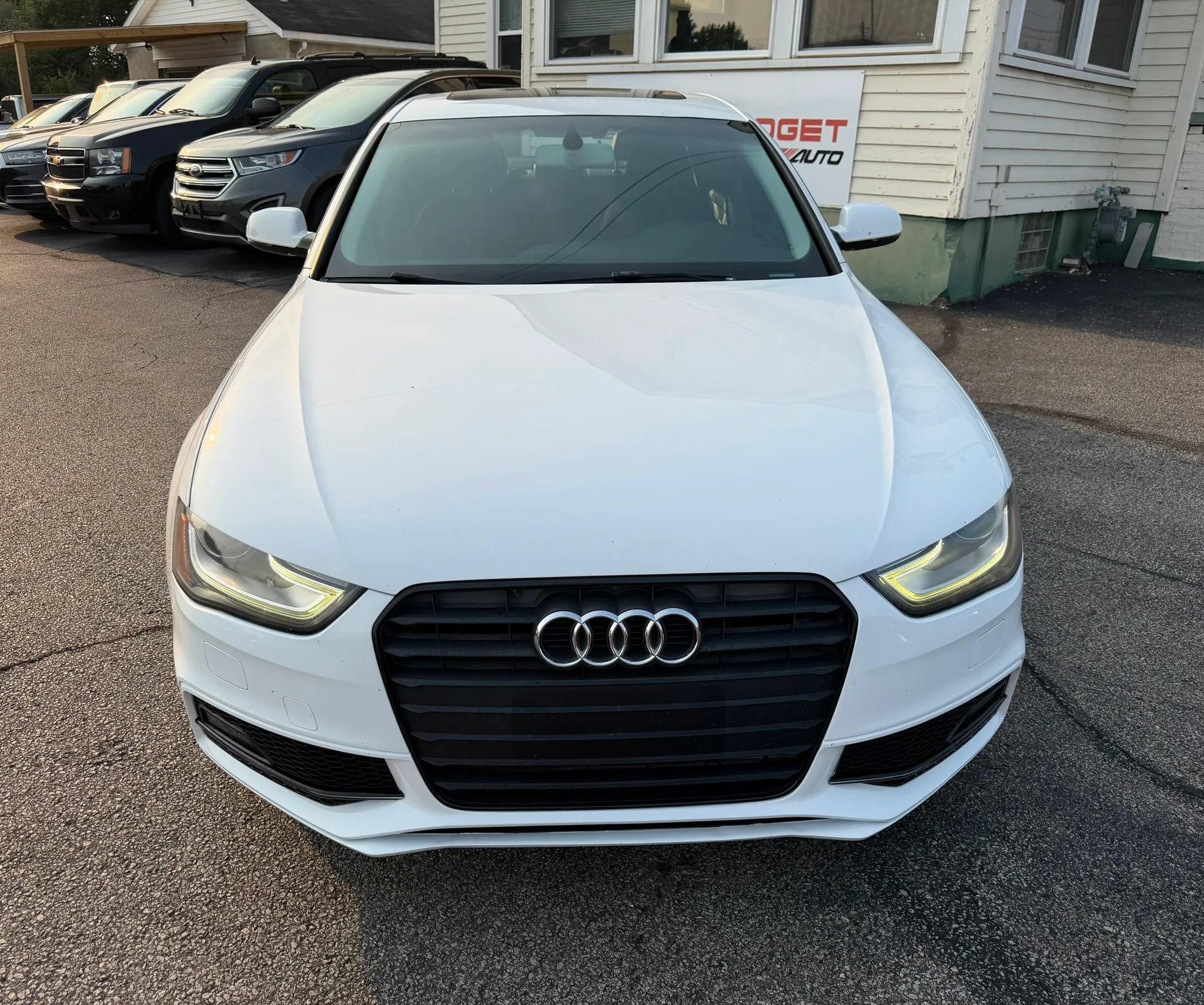 Used 2016 Audi A4 2.0T Premium FWD image 4