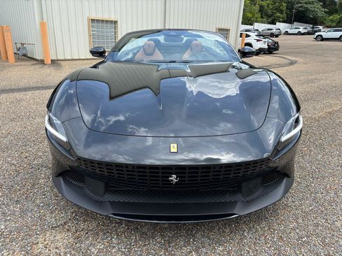 Used 2025 Ferrari Roma Spider RWD image 58