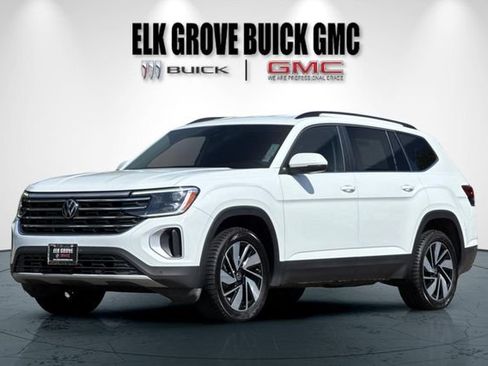 Used 2024 Volkswagen Atlas SE AWD/4WD image 8