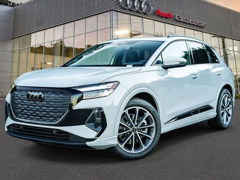 New 2026 Audi Q4 e-tron Premium image 1